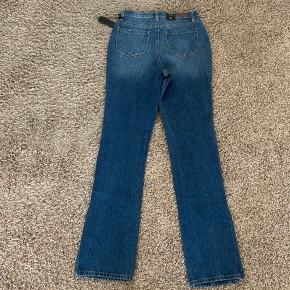 NWT Blank NYC The Cooper Straight Leg Jeans with Side Slit Size 26 - Picture 9 of 13